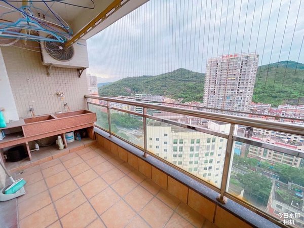 泉州南安南安市区水岸帝景水岸帝景高层单身公寓,精装修,拎包入住