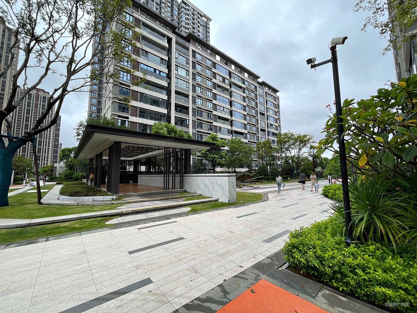 保利和光城悦3室2厅2卫87.29㎡南北325万