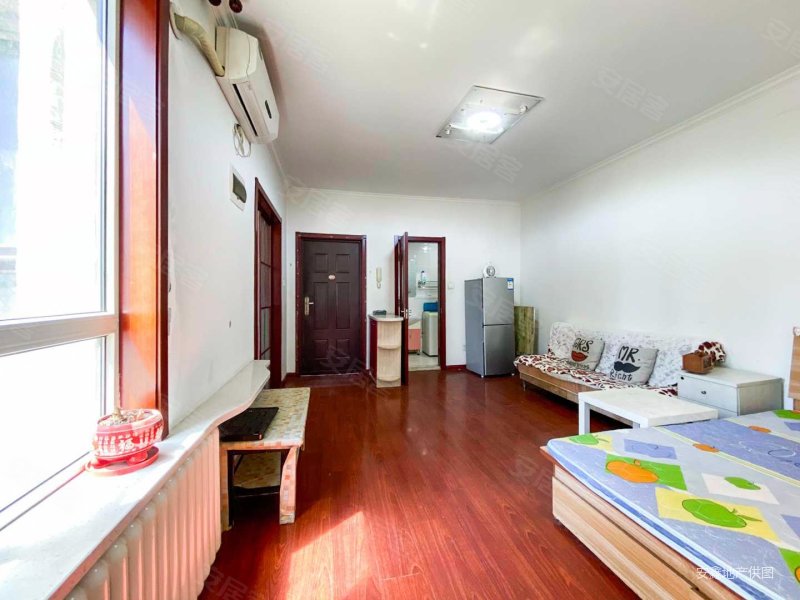 一室可改两室单价比公寓还合适