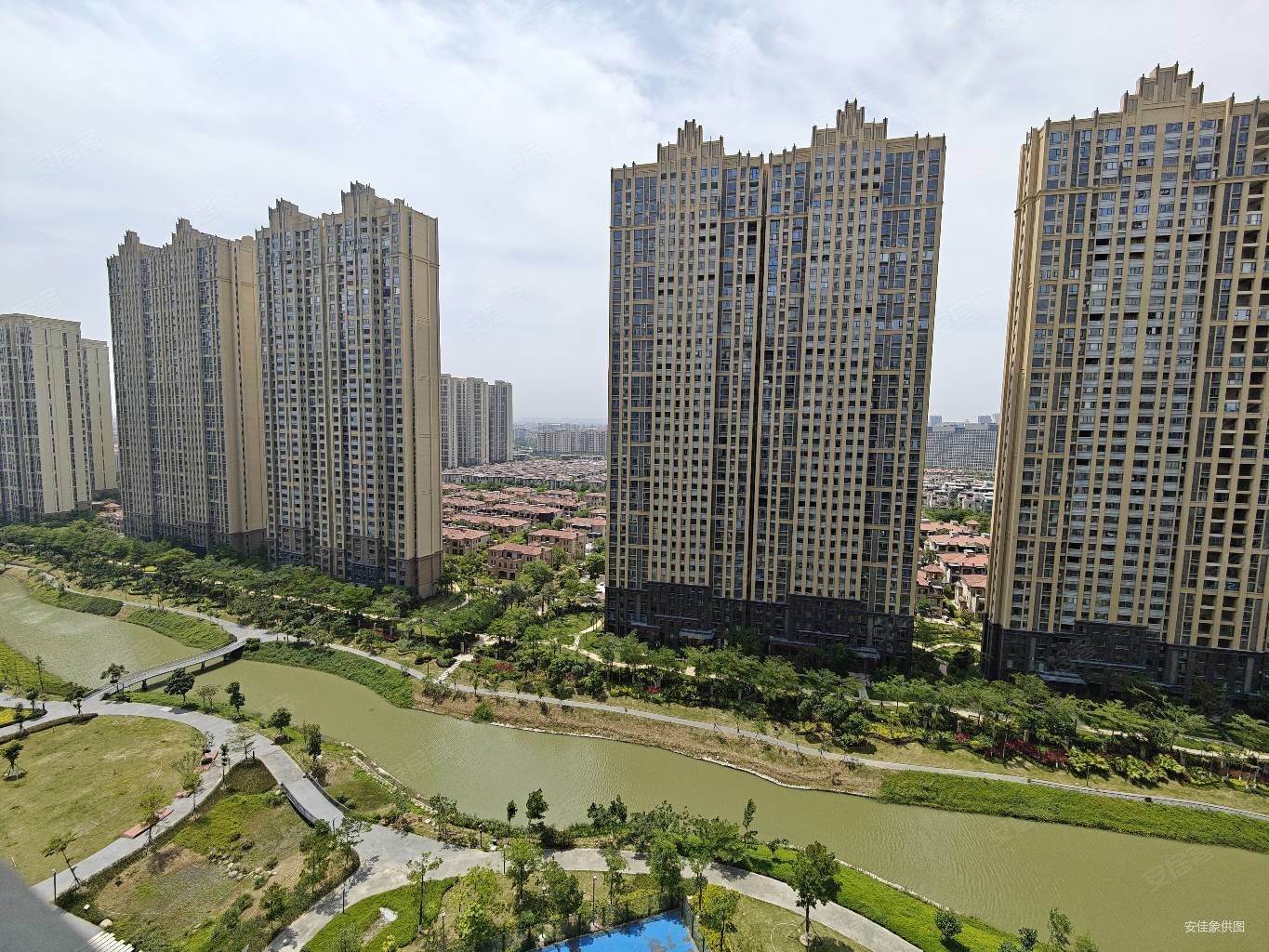 单价14xxx头牌看公园,视野无遮挡,高层四房,龙湖嘉天下紫宸(三期)二手