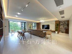 上海青浦徐泾蟠龙天地 超高标准配置 四房大平层 重装100W 拎包入住出租房源真实图片