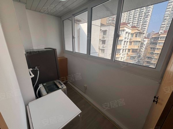 上海徐汇徐家汇南丹小区南丹小区 近徐家汇商圈 家电齐全 1室1厅1卫出租房源真实图片