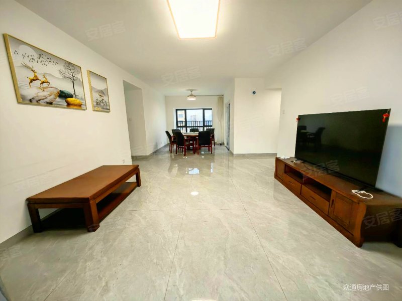 御城花园 精装5房  南北通透 次新房 高楼层 业主急售