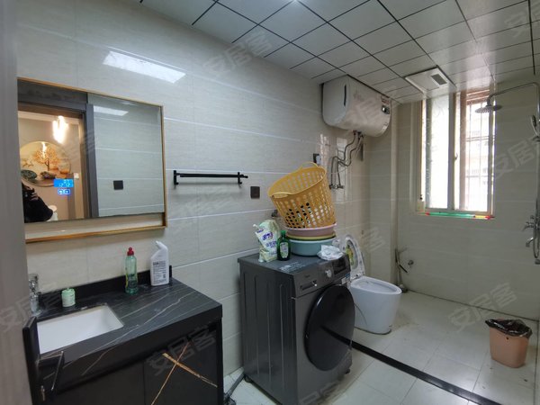 徐州丰县丰县城区栖凤园新城区 精装修三室两卫 家电齐全 免费停车 出行方便出租房源真实图片