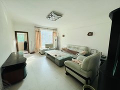 深圳大鹏新区大鹏大鹏中心三室2厅 130平米 双阳台 采光好  拎包入住出租房源真实图片