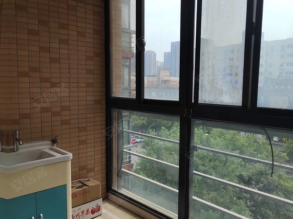 西安高新区锦业路逸翠园逸翠园 3室2厅2卫 电梯房 125平米出租房源真实图片