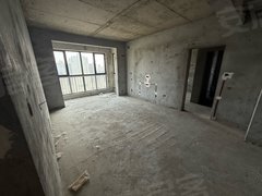 漯河临颍临颍城区春天里小区 3室2厅2卫出租房源真实图片