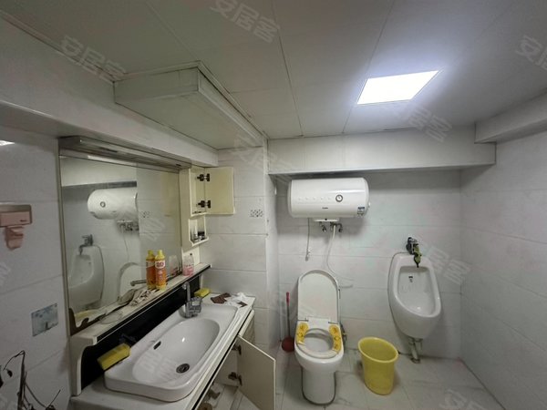 杭州钱塘金沙湖万亚金沙湖1号金沙湖地铁口两室一厅 带储藏间出租房源真实图片