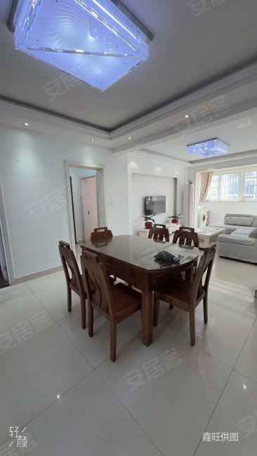 急售南洲花园飞机户型123平3室2卫带车库仅998万