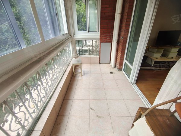 上海松江九亭三盛颐景园(公寓住宅)新出三盛颐景园精装三房,二南一北