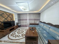 银川贺兰朔方南街一品尚都B区，精装三室两厅一卫，一楼带院子，年租一万四包费用出租房源真实图片