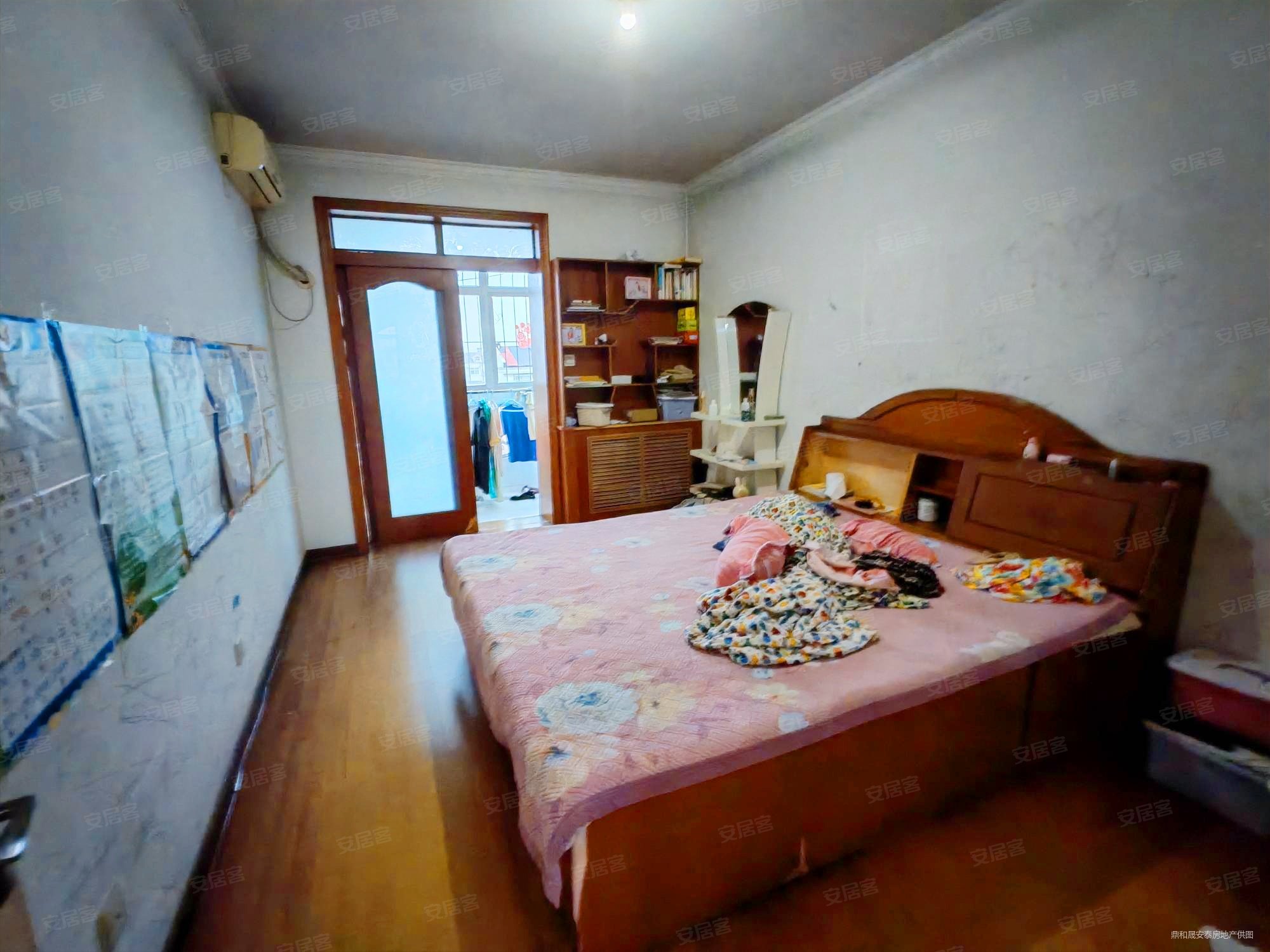 兴德里  带阁楼  阁楼挑 高大 通厅 户型  二中