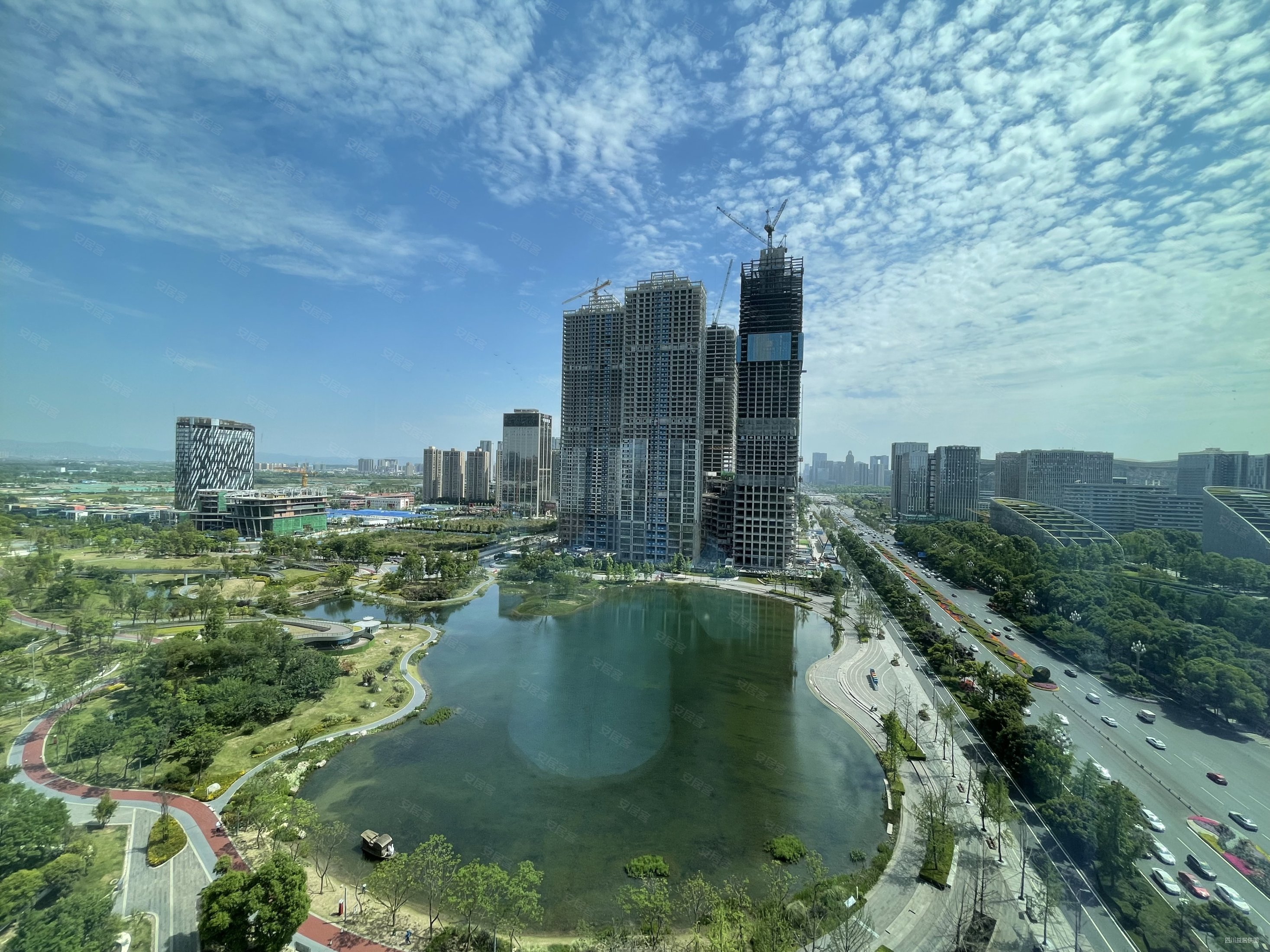 新出炉 银泰in99大两居 急售 看双子塔视野无遮挡,成都银泰中心华悦居