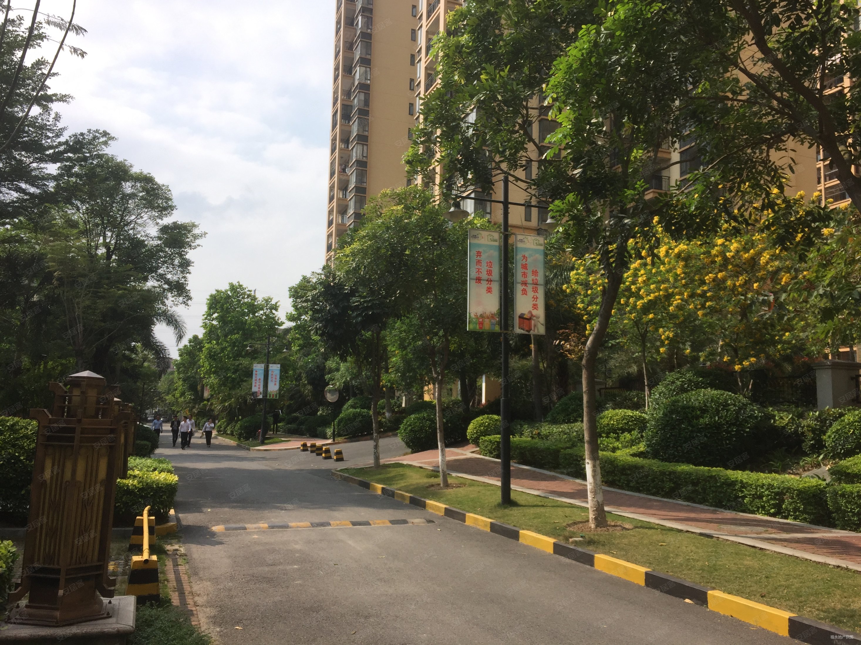 富盈公馆满五朝南高层采光好业主急售全新