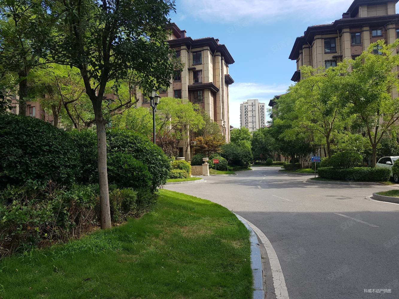 鑫江水青花园精装套二南北通透精装修彩光位置好