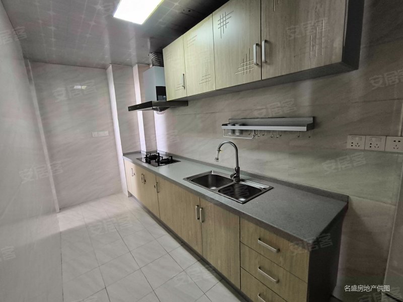 中渝梧桐公馆精装南北2室2厅