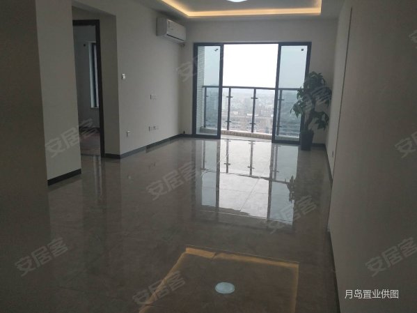 内部特价优惠,送三年物业管费。请咨询凯蓝滨