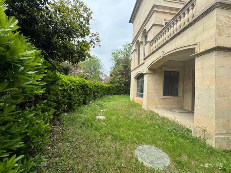 绿地乔治庄园别墅