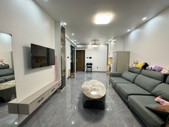 台州椒江洪家恒大独户一室 阳台包窗 包物业随时看房 近轻轨站  月星家居出租房源真实图片