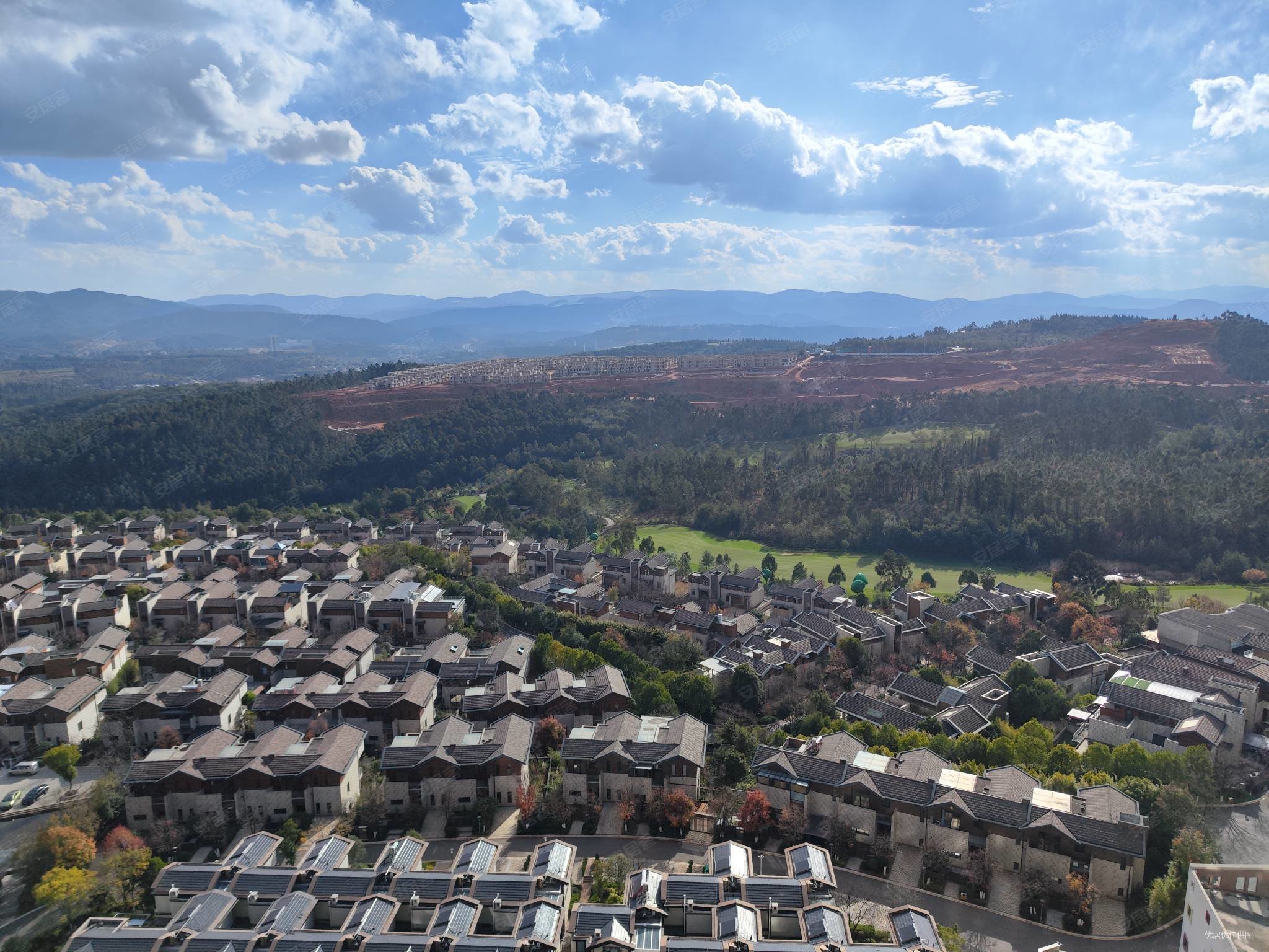 玉龙湾精装大3房急售548万带全套家具家电带车位