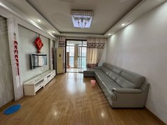 霍邱城关金城时代广场阳光假日城，三室二厅，配套齐全，随时看房出租房源真实图片