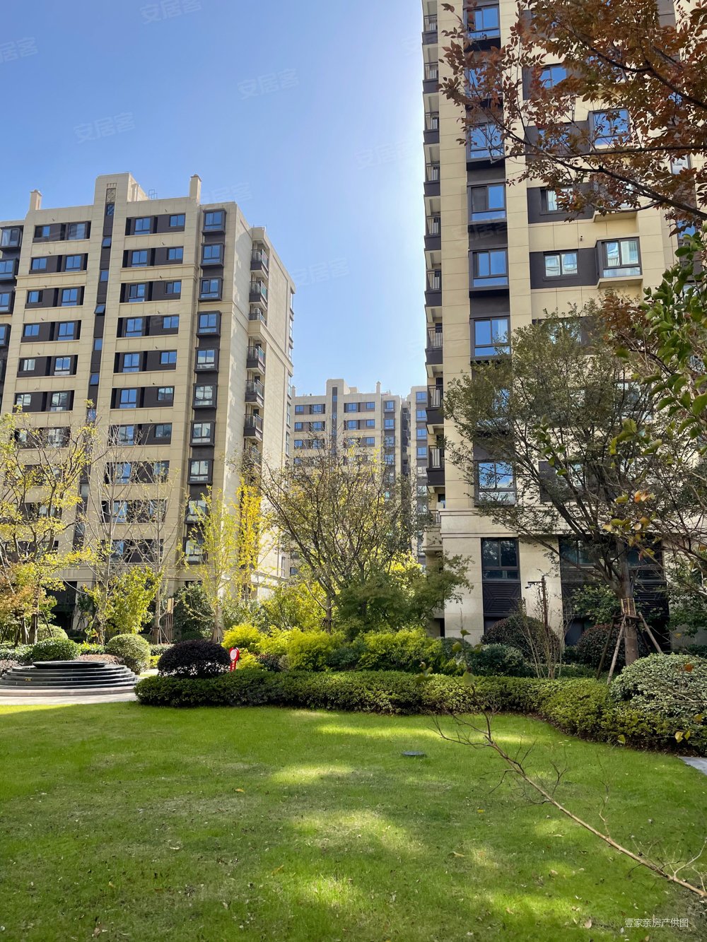 从未入住的新现房睿怡庭景观精装通透四房急售价格可谈随时看