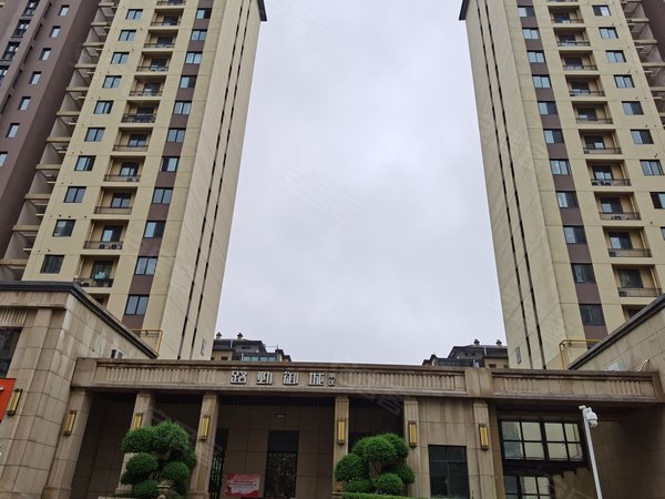 洛阳涧西涧西周边路劲御城二期路劲御城二期 2室1厅1卫 电梯房 精装修