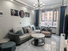 伊犁伊宁市金茂世界城可月租可半年租 苏中公馆客卧分离单身公寓 家具家电齐全出租房源真实图片