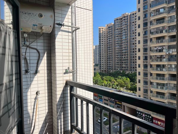 惠州大亚湾西区惠湾花园惠湾花园标准大单间,南向,800每月出租房源