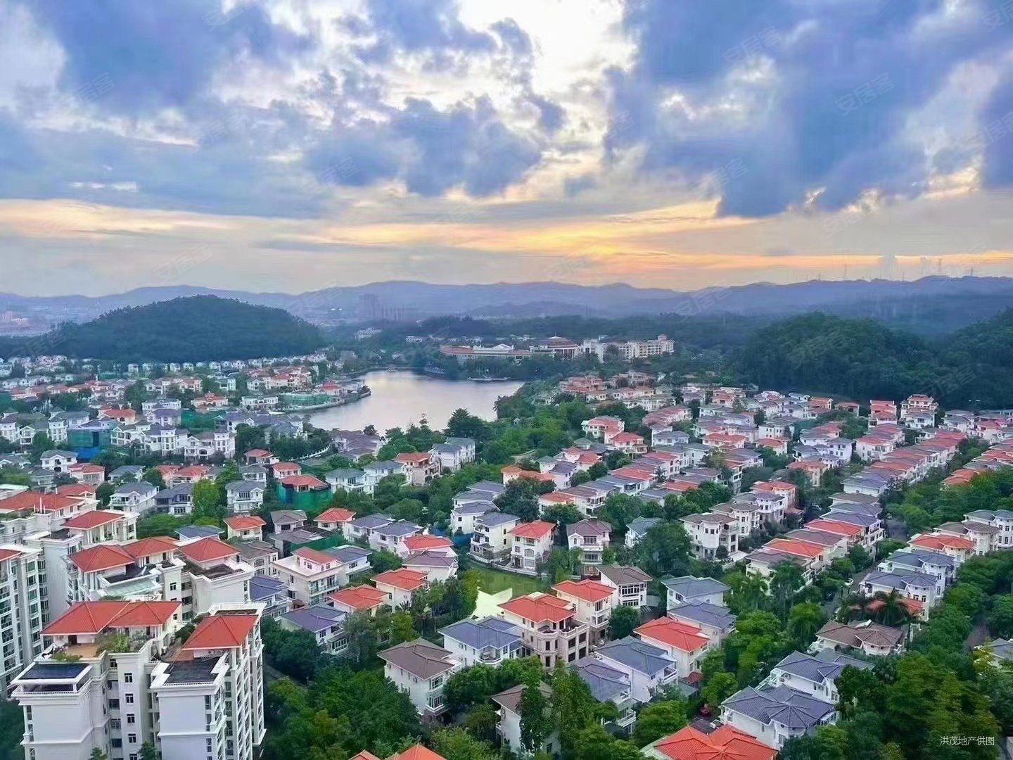 房产网>东莞二手房>塘厦二手房>新开发区二手房>三正半山豪苑(别墅)>