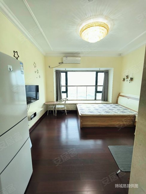 恒大帝景精装公寓低税费民用电有小区环境