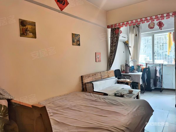 江安花园出行方便地铁口安静中间楼层采光好