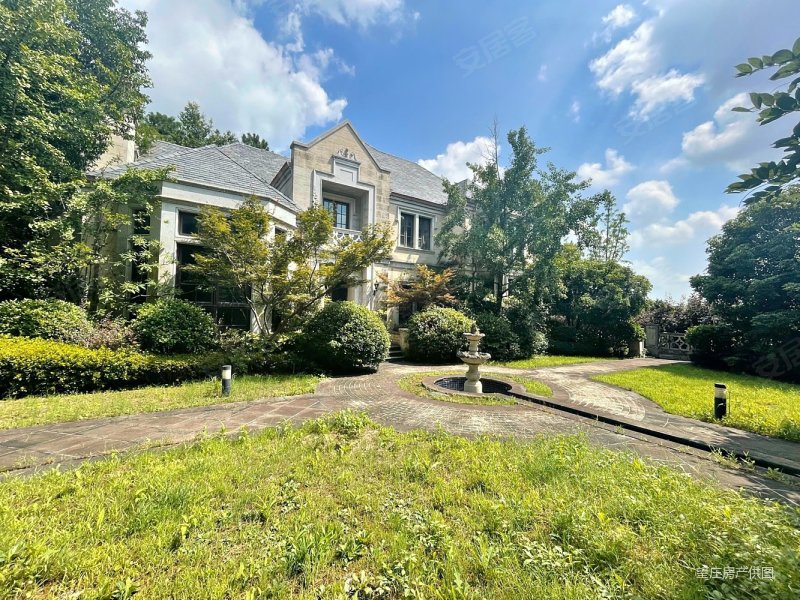 绿城西子青山湖玫瑰园