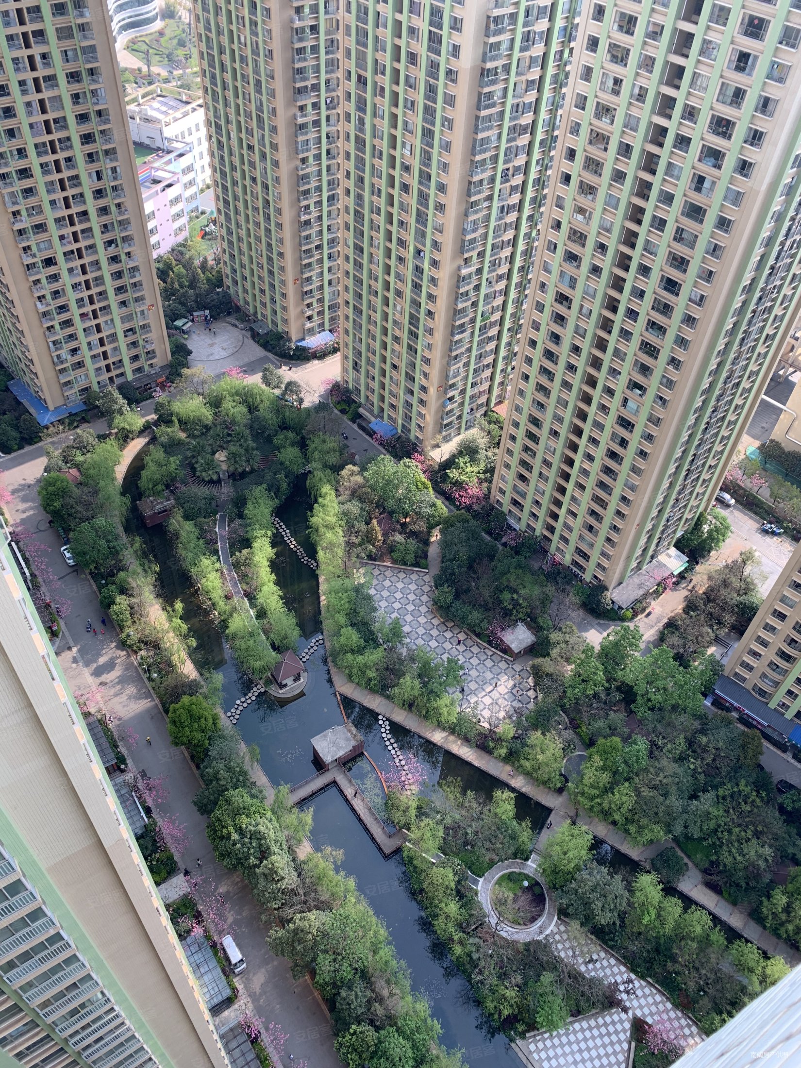 北市区公交车场天骄北麓两室一厅一卫出售豪装美丽舒适