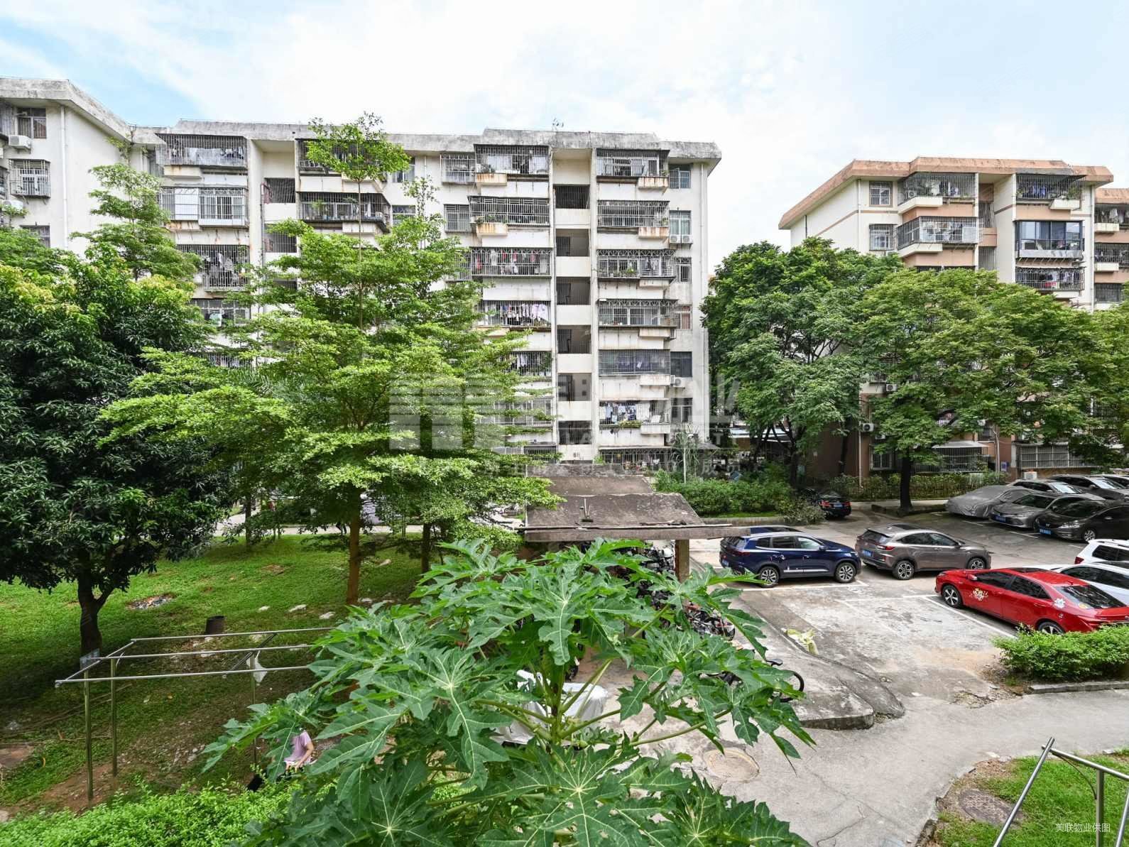 东乐花园(罗湖)2室2厅1卫76㎡南北0万