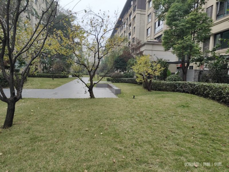 铜梁金科集美东方(一期)4室2厅2卫118㎡南北110万