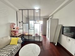 珠海香洲新香洲万科城，漂亮公寓，家私电齐全，拎包入住，看房方便出租房源真实图片