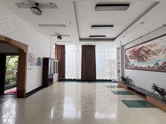 昆明西山前卫营西山万达理想小镇 双拼别墅 居住接待可停四张车前后花园随时看出租房源真实图片