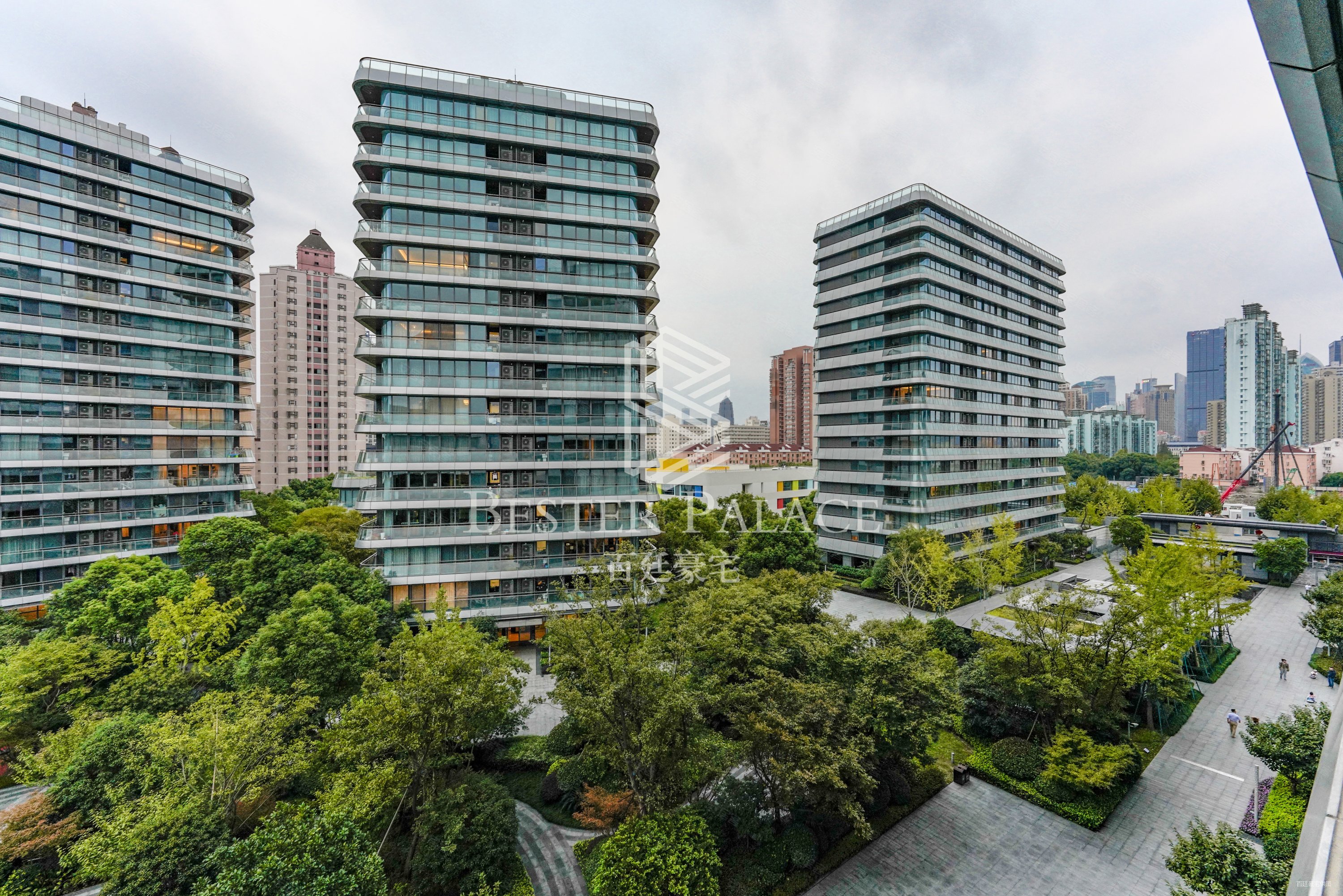 专注壹号院,随时看房有钥匙,东北看江景杨浦大桥,赠送一个车位,陆家嘴