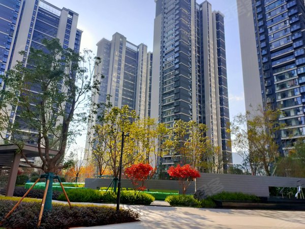 昆明西山马街大华锦绣山海尚华苑手租 3号线地铁口 大华锦绣山海 带