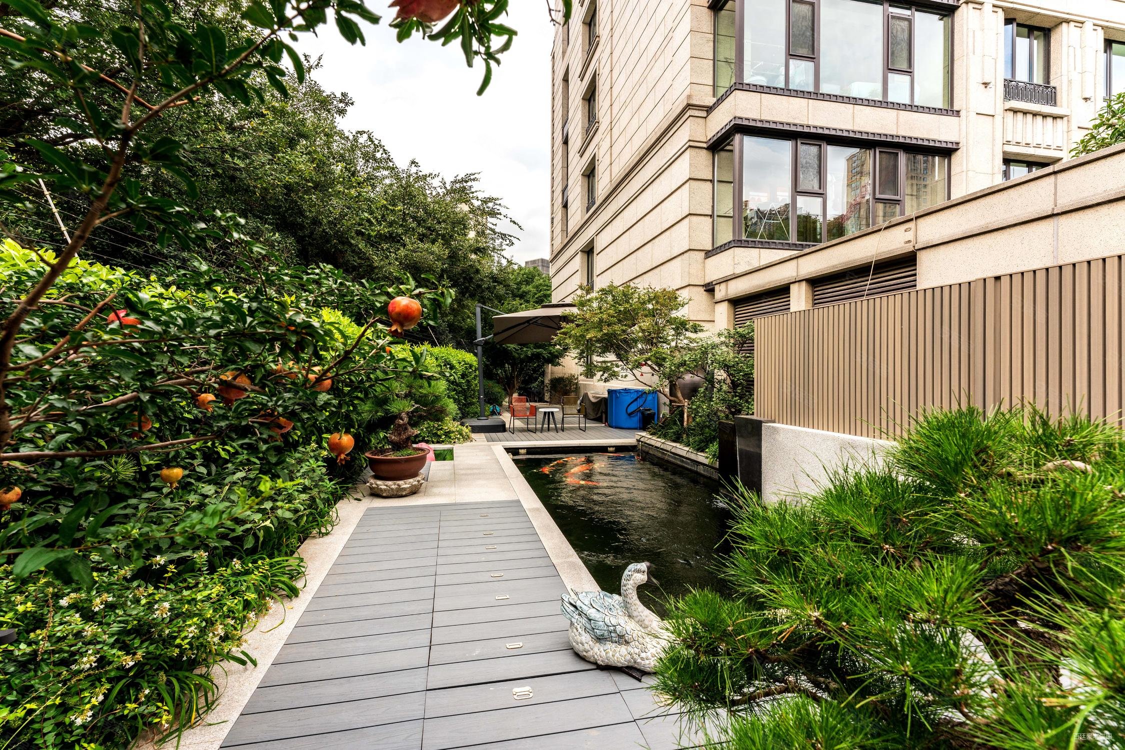 翠湖天地隽荟都5室3厅5卫823.26㎡南15000万