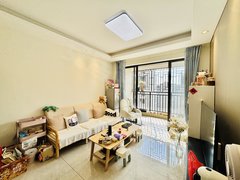 广州增城新塘合生湖山国际 精装修 拎包入住 2室2厅2卫出租房源真实图片