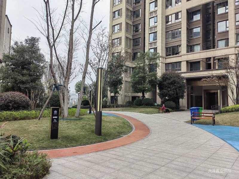 急售巴滨路千江凌云正规3房视野开阔近轻轨站