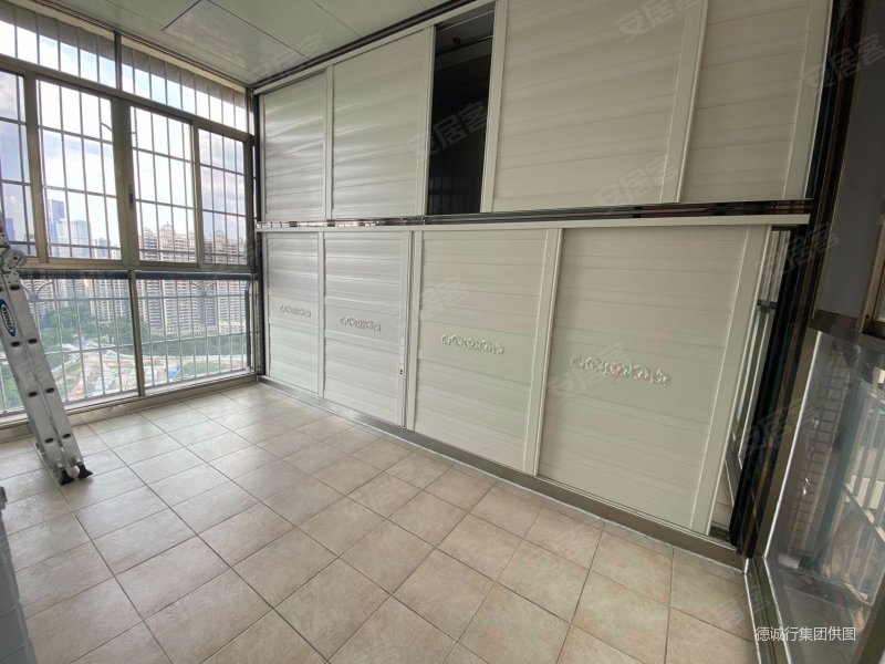 有意可谈价佳信花园三期高层4房127方带空中花园