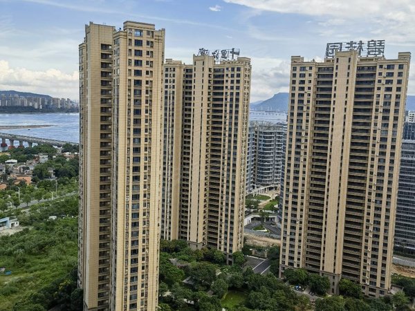 福州闽侯高新区碧桂园十里江湾高新区正荣旁,出门上桥就是金山双万达