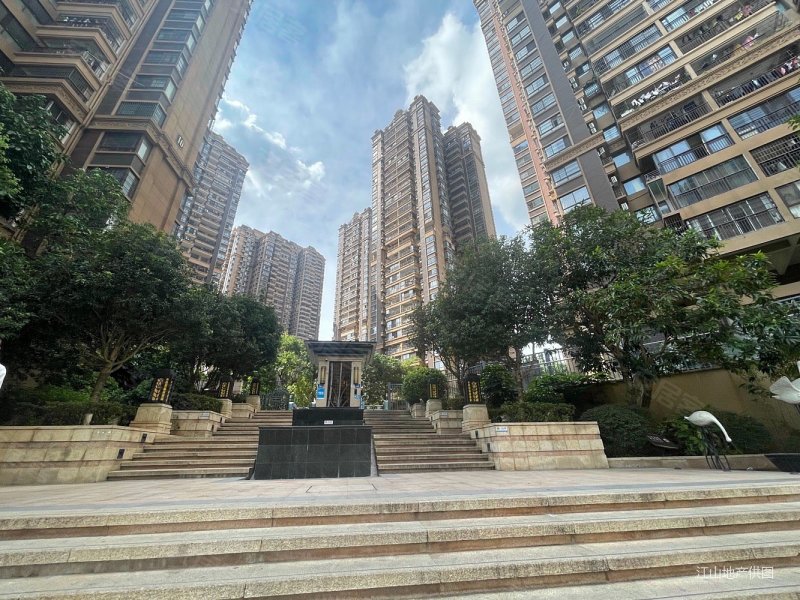 良庆区邕江边金悦澜湾三房两厅电梯高层可看江景采光好