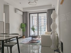 台州黄岩西城出租大国璟一室一厅一卫独门独户60平二朝南2500月出租房源真实图片