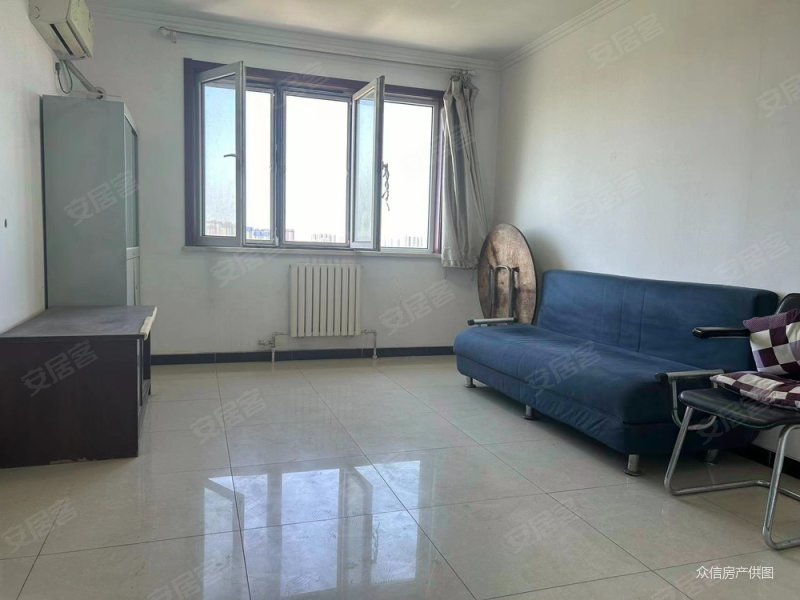 绿洲家园二期南北通透一居室中间层    交通便利