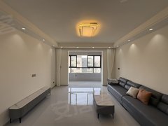 南阳镇平镇平城区天基茂业旁 新装修出租 空调可配 拎包入住 包物业啦出租房源真实图片