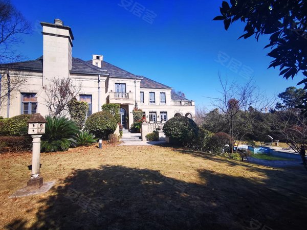 杭州临安青山湖绿城西子青山湖玫瑰园青山湖玫瑰园法式大独栋别墅出租